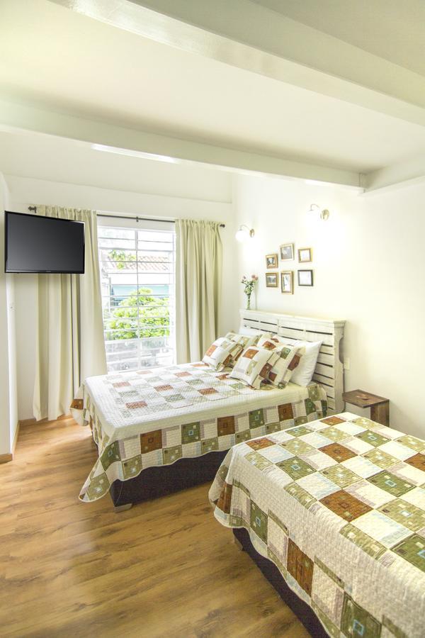 Studios Jovita House Кали Екстериор снимка